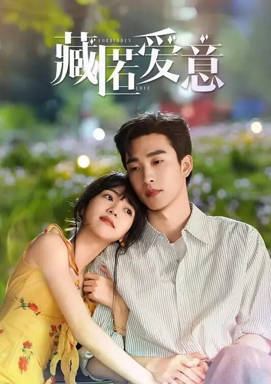 3P女神短发纯情女神约两个肌肉男轮番输出自己的骚穴 - 小乳头